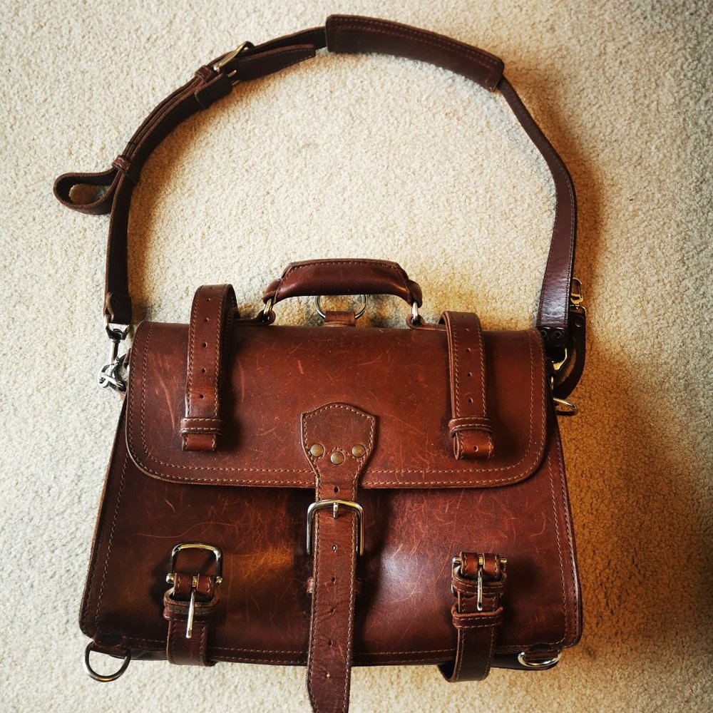 Saddleback Leather Large Briefcase in Chestnut